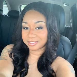 Meet your Posher, Sarella